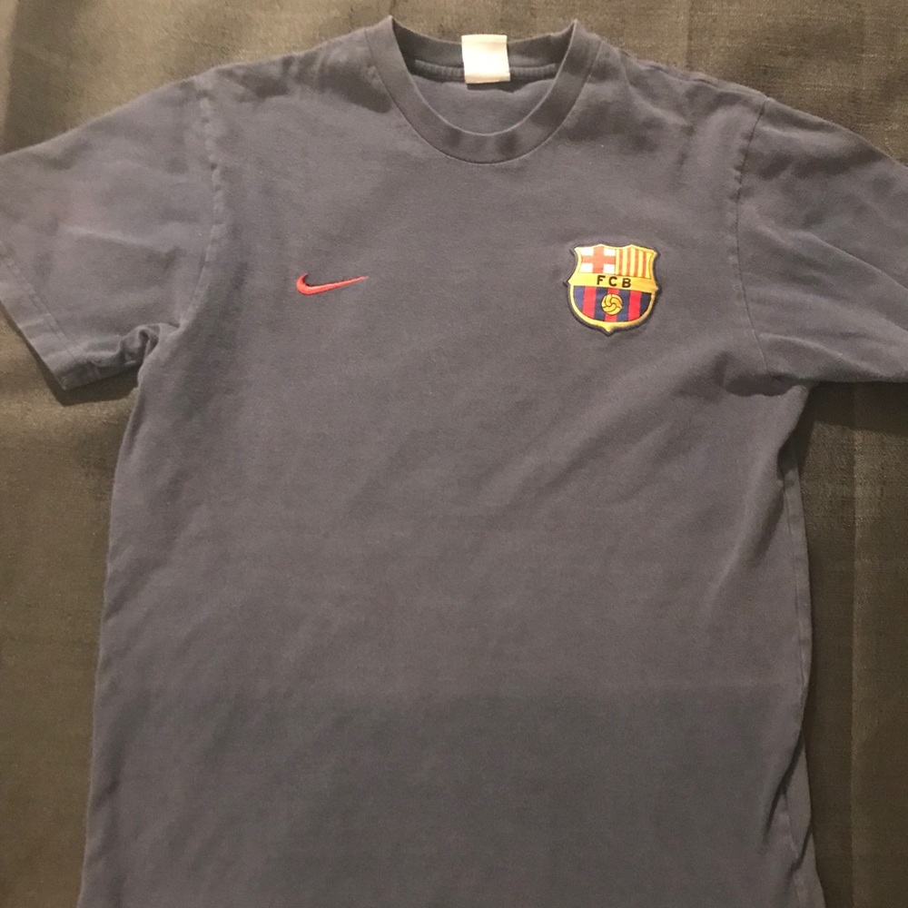 Nike soccer tee